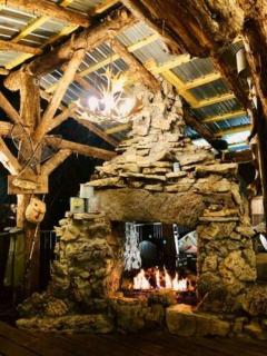 Stonegate Lodge W Pool & Outdoor Firepits Room #201 - Eureka Springs - 5