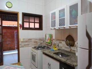 Apto kitnet em condomínio com piscina, em Ubatuba - 1