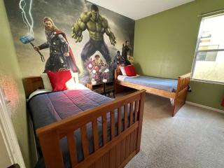 258 Sunset themed retreat- Sleeps 10 - Davenport - 6