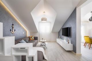 Potter - Penthouse with sea view & 2 parking places - Promajna - 2