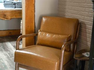 Stonegate Lodge Sleeps 4 Fast WiFi Firepits TV Salt Water Pool Room #204 - Eureka Springs - 5