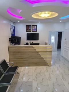 B&Y ROYAL BAR & LOUNGE ADIGBE ROAD ABEOKUTA NEAR ADIGBE POLICE STATION AFTER PANSEKE - Abeokuta - 6