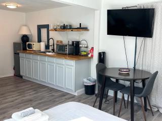 Affordable Studio Near Paseo With Rain Shower #20 - Oklahoma City - 4