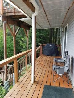 Oceanfront Apartment w/ water access - Mendenhaven - 8