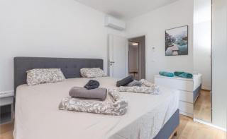 DVJ Apartments 3 - Sveti Filip i Jakov - 1