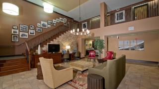 Russell Inn and Suites - Starkville - 8
