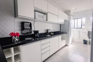 APÊ COM PISCINA E AR - 2Q DA PRAIA DA ENSEADA. - 6