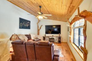 Ski, Hike and Relax Fireside! Pinetop Family Retreat - 3