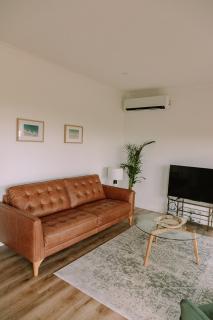 Little Lodge - Willunga - C21 SouthCoast Holidays - 4