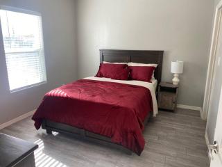 Spacious Getaway near UTRGV - 8