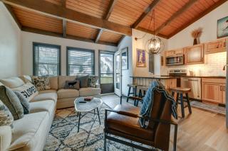 Chic Greek Peak Ski Resort Townhome with Balconies! - Cortland - 1