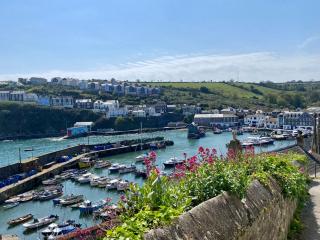 About Time Meva - stylish two-bedroom, dog-friendly home-from-home with parking and garden - Mevagissey - 3