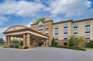 Holiday Inn Express & Suites - Cleveland Northwest by IHG - 1