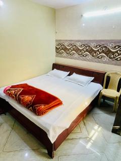 AMAN RESIDENCY - New Delhi - 5
