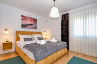 Apartments with parking spaces Vir - Lozice, Vir - 22215 - 4
