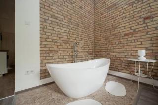 Elizabeth Boulevard Apartment - 8