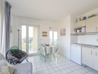 Châtelaillon-Plage : T2 panoramique sur la mer pour 2 avec piscine - FR-1-535-2 - 5
