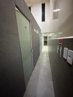 Quarto privativo com banheiro compartilhado,a 800mts do pátio do forró - 9