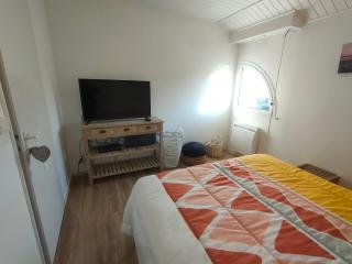 Duplex confortable au cadre verdoyant avec piscine, proche du golf - FR-1-323-493 - Saint-Jean-de-Monts - 1