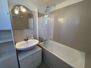 Duplex central avec terrasse, parking et équipements modernes pour 6 personnes à Marseillan - FR-1-387-201 - Marseillan - 4