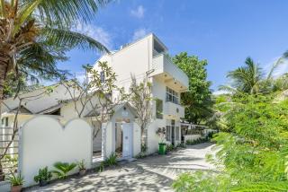Three Hearts Guesthouse and Villas - Fulhadhoo - 9