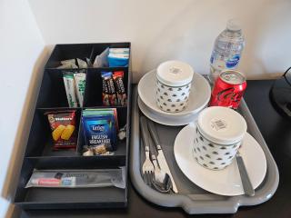 Stylish Ensuite Double-Bed with Desk - 3