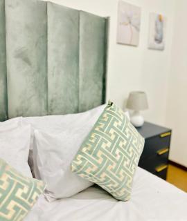 Dandies Cosmo City GuestHouse - 6