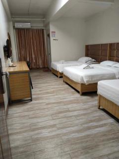 Meaco Royal Hotel - Valenzuela - 7