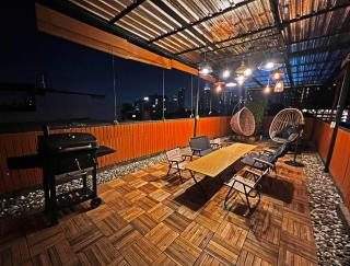 4 Bedroom House with Beautiful Rooftop near BTS Ekkamai - Bangkok - 9