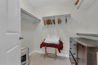 Luxurious and Beautiful, Ottawa - 8