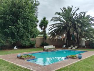 Nabeelah's Guesthouse - Roodepoort - 5