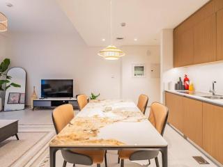 Coastal Charm Casita : 1BR Creek Beach Elegance - Dubái - 5