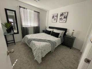 New,and Modern Home close to the strip - Las Vegas - 7