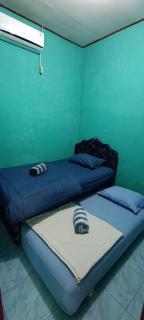 Raja Ampat Sandy Guesthouse - 4