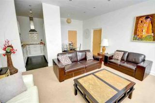 Seagull-Charming Two Bed Ground Floor Retreat, Can sleep 6 - Scarborough - 4