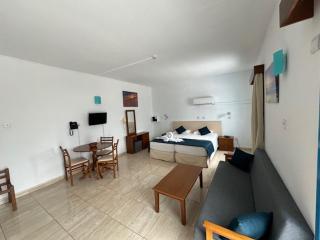 Kefalonitis Hotel Apartments - Paphos - 4