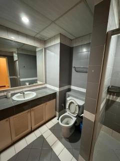 Riverbank Suite @ Waterfront KCH - Kuching - 2