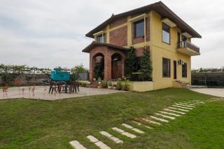 Alaya Stays 3 BHK Farmhouse wit Pvt Pool & Garden - Anantara - Gunta - 9
