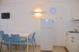 Beachfront two-room apartment-Beahost - 6