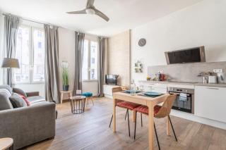 Charmant Studio au Cœur de la Place des Cardeurs - Aix-en-Provence - 4