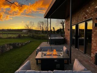 The Barn at Corrstown Village - Portrush - 0