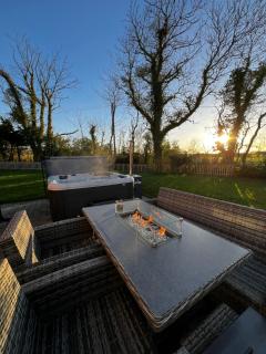 The Farmhouse at Corrstown Village - 8