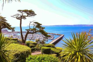 Luxury Riviera View Waterside Apartment - 8