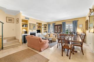 Spacy stylish Aloha townhouse - Marbella - 0