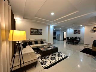 Whispering Willows Suite - Rawalpindi - 0