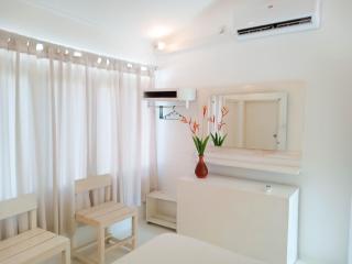 Cozzy White Villa - Unawatuna - 8