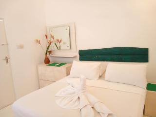 Cozzy White Villa - Unawatuna - 9
