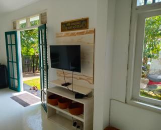 Cozzy White Villa - Unawatuna - 2