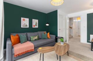 Modern 2-Bed Townhouse in Kirkdale - Liverpool - 2