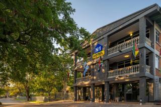 N1 Hotel & Campsite Victoria Falls - Victoria Falls - 0